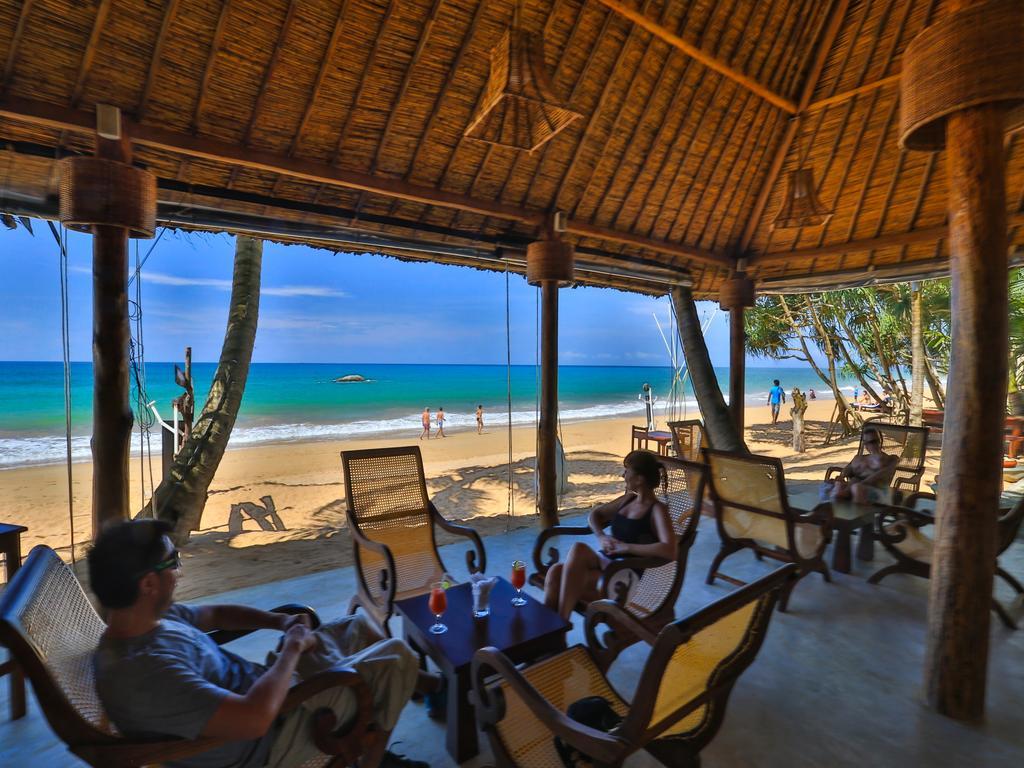 Thejan Beach Cabanas Бентота Екстер'єр фото