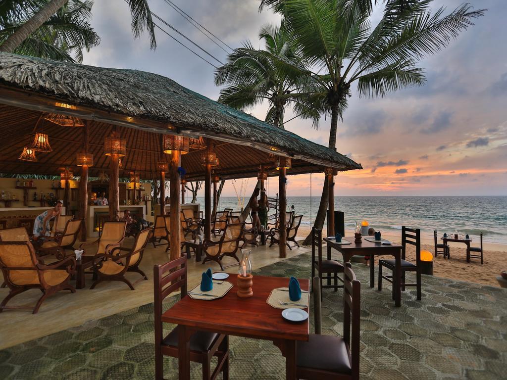 Thejan Beach Cabanas Бентота Екстер'єр фото