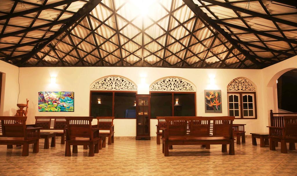 Thejan Beach Cabanas Бентота Екстер'єр фото