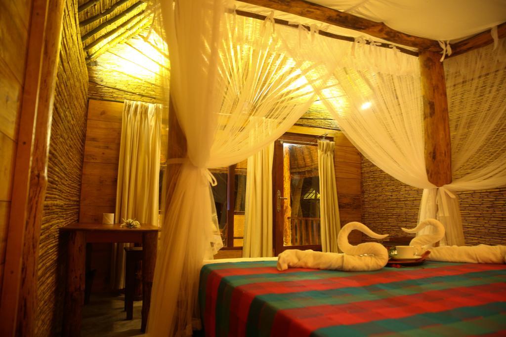 Thejan Beach Cabanas Бентота Екстер'єр фото